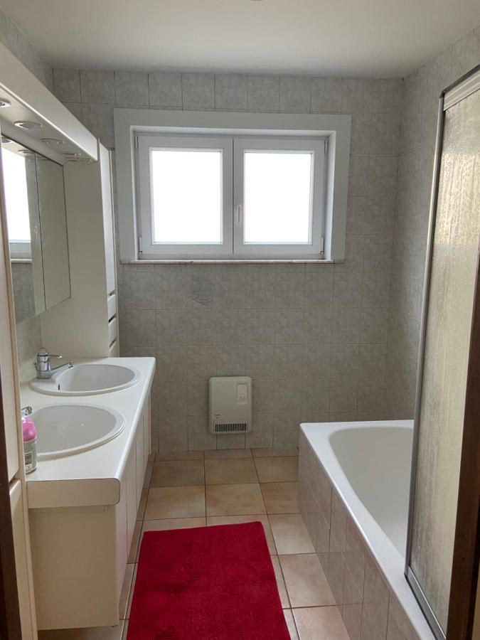 Ruim Zonnig Appartement Op 50M Van Strand Oostende Dış mekan fotoğraf